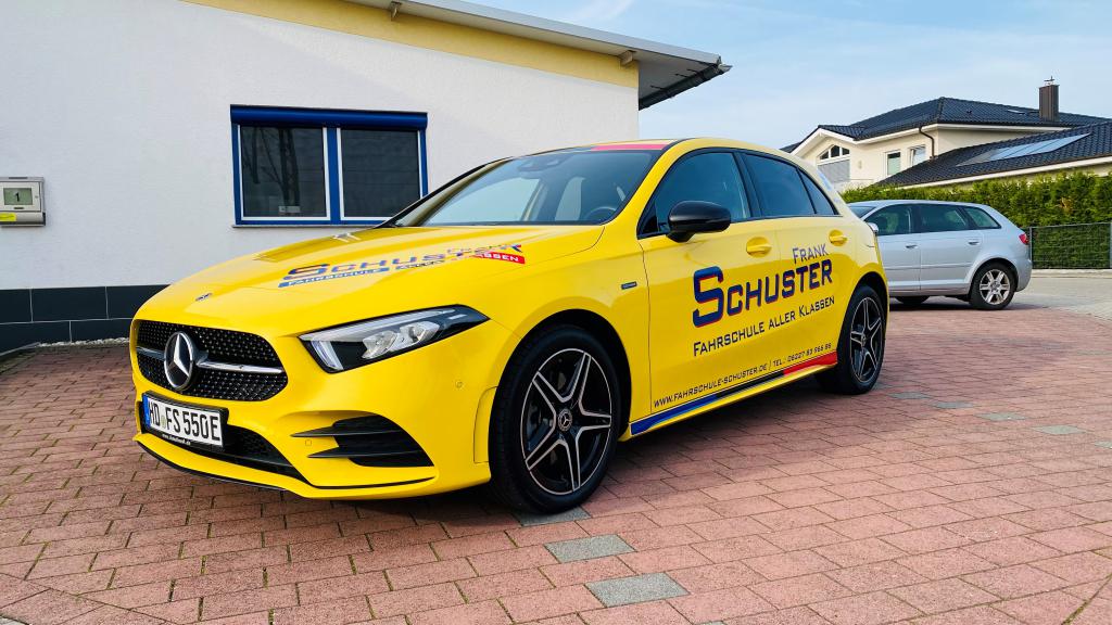 Unser Plugin Hybrid Automatikfahrzeug für Deine Klasse B/ BE/ B96/ B197 Ausbildung Autos